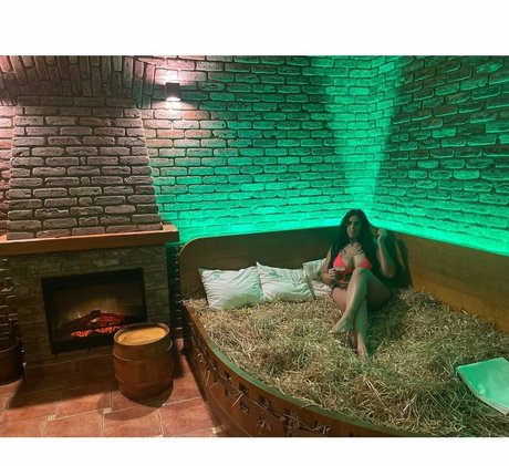 Katrina Louise Paul schöne sex fotos