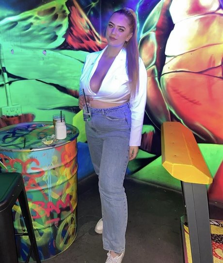 Hollie H exklusive top galerie