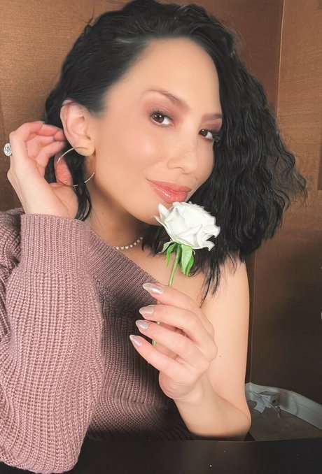 yoga asiatische onlyfans heiße porno bild