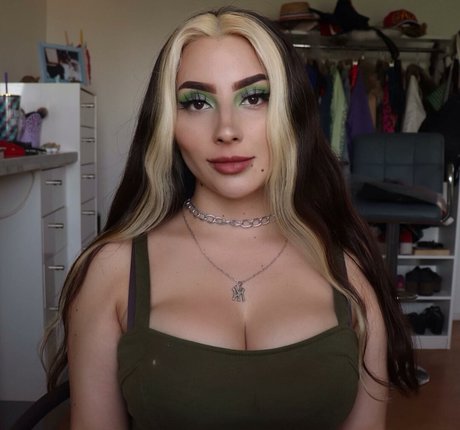 Vai Monroe model erotische archiv