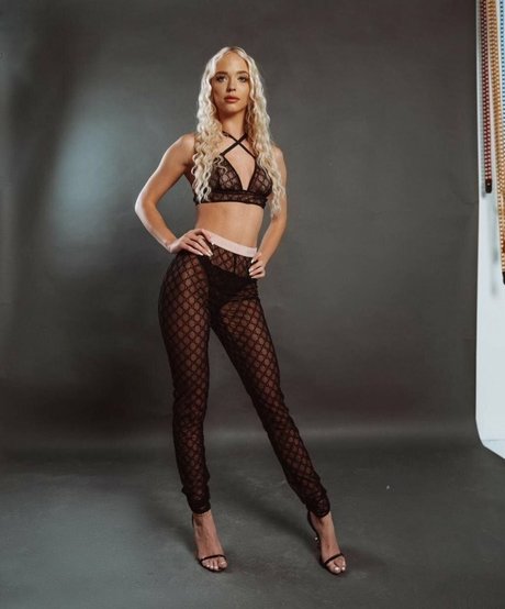 schwarze weibliche onlyfans exklusive akt galerie