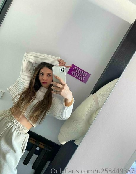 leona corona perfekte porno bild