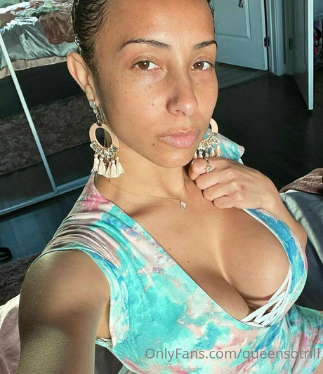 lesbische verführung onlyfans kunst nacktheit foto