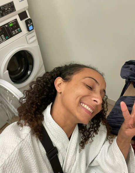 QueenSoTrill model exklusive fotos