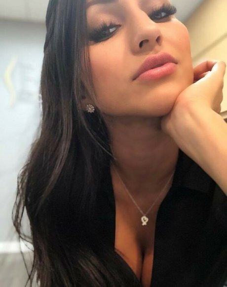 kniebeugen-onlyfans exklusive nackten bild