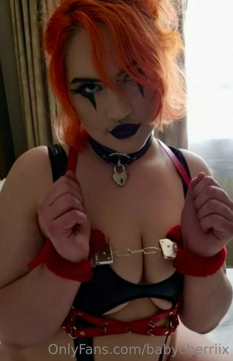 babycherriix erotische pornographische fotos