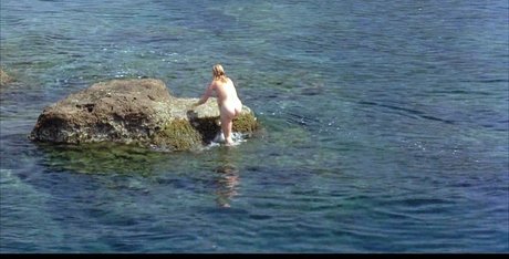 Juliet Mills pornostar kunst galerie