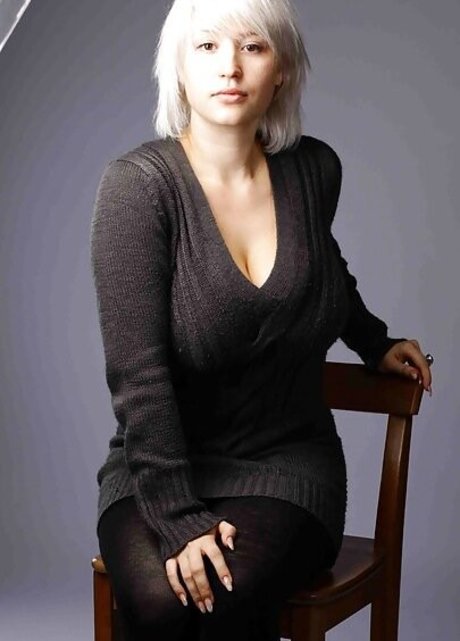 Kitty Orlova schöne nackte galerie