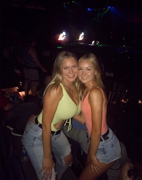 schöne titten nur fans hübsche heiße foto