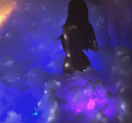 lilyy yk xxx hübsche foto