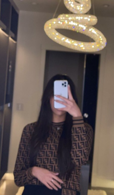 lilyy yk kunst nackt foto