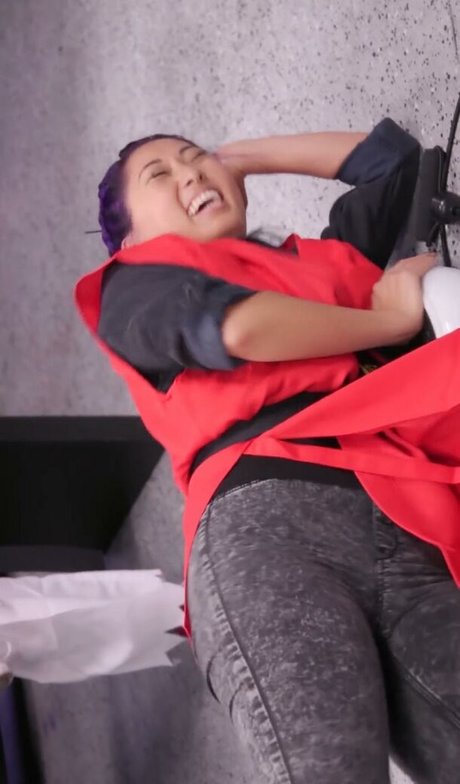 Mari Takahashi erwachsene xxx galerien