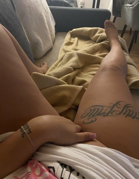 angybabyx akt pornostar bild