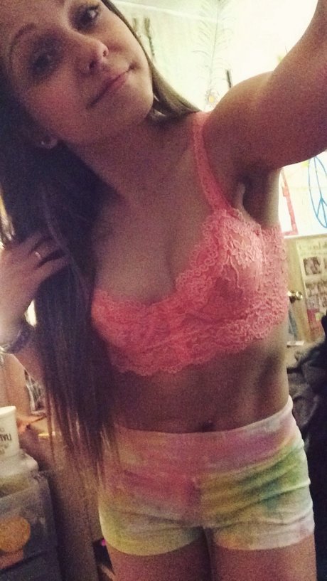 Silenced Hippie model kostenlose bild