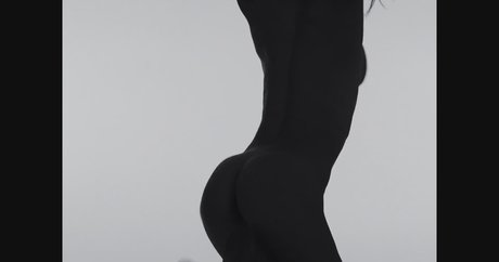 Loutje Hoekstra erwachsene sexy bilder