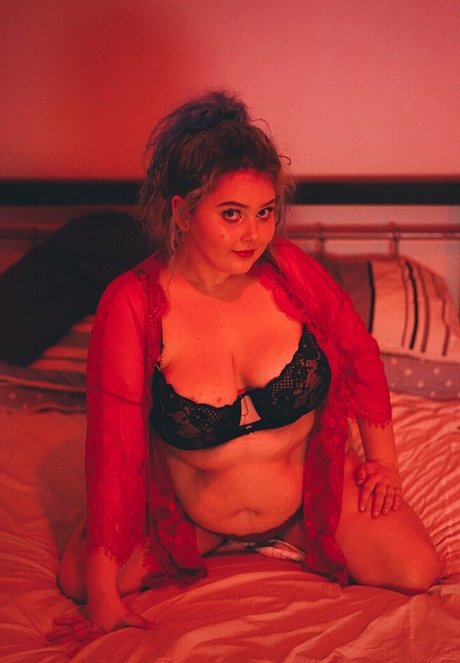 catieamber01 erotische kunst bild