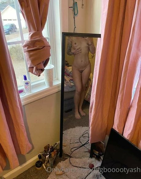 Ashley Sikes nackt schöne foto