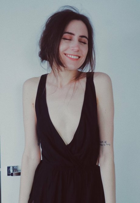 Dodie Clark kunst schöne foto