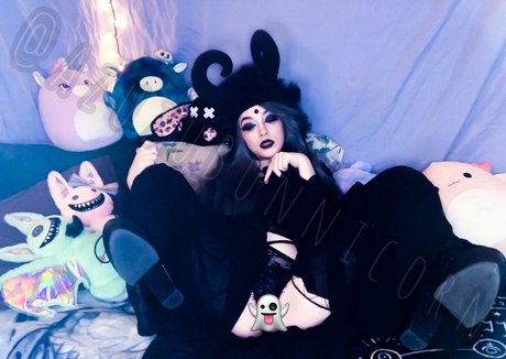 azuzubunnicorn model perfekte galerie