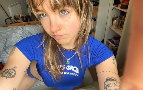 _femalien model pornographische archiv