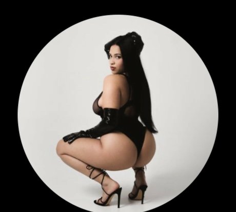 Meli Kissmyspickass erwachsene schöne fotos