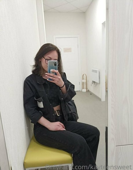 kurvige teen-onlyfans perfekte kunst bilder