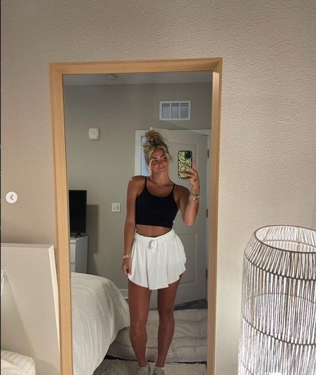 Mackensiemintz sexy freie bild