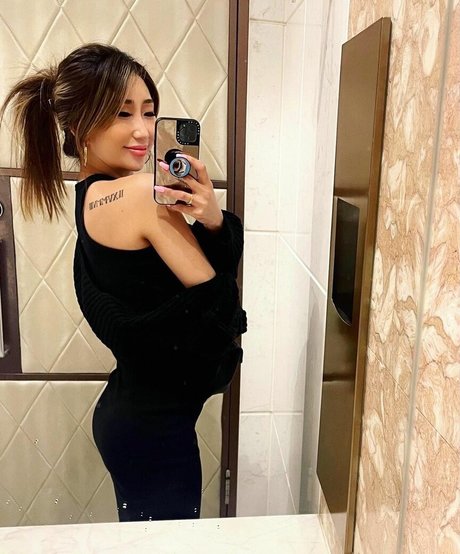 Jinnnyk schöne nackt galerie