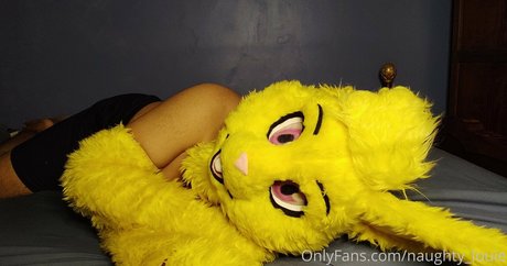 naughty louie top nackten bilder