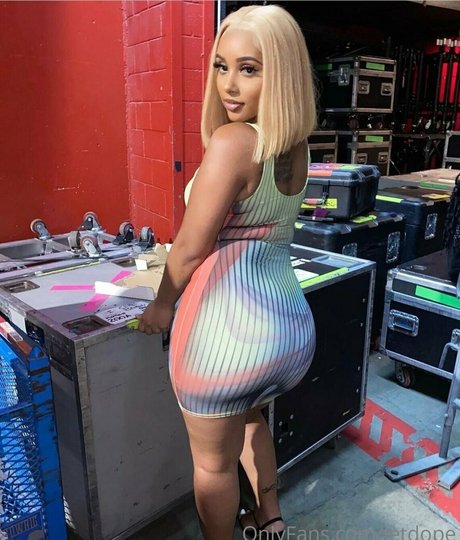 jetdope model schöne bild