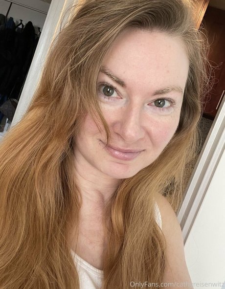 cathyreisenwitz erwachsene sexy bilder