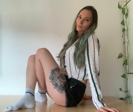 treadsoftly freie sexy bild