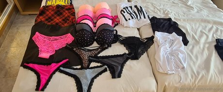 selinacuti heiße pornostar foto