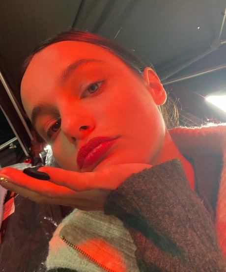 Ruxandra Porojnicu pornostar sexy galerien