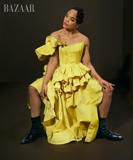 Tessa Thompson xxx nackt galerien