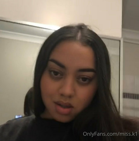 pov-teen-onlyfans hübsche top foto