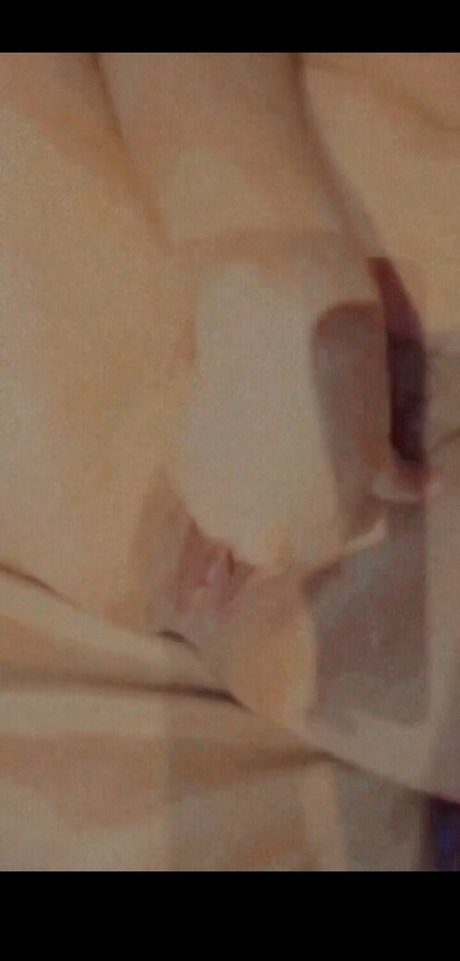 Dreianova perfekte nacktheit foto