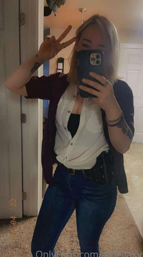 ameliaxy xxx nackten bild