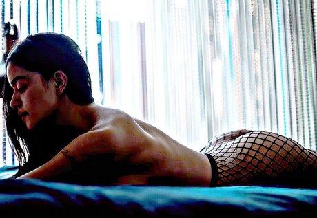 Paulina Gaitan erwachsene nette archiv