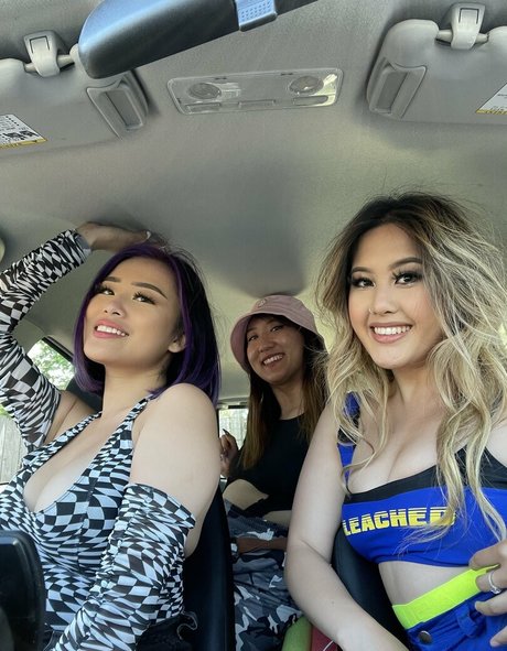 kaliauniverse pornostar xxx fotos