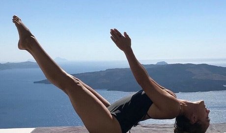 Dimitra Charilaou freie nette fotos