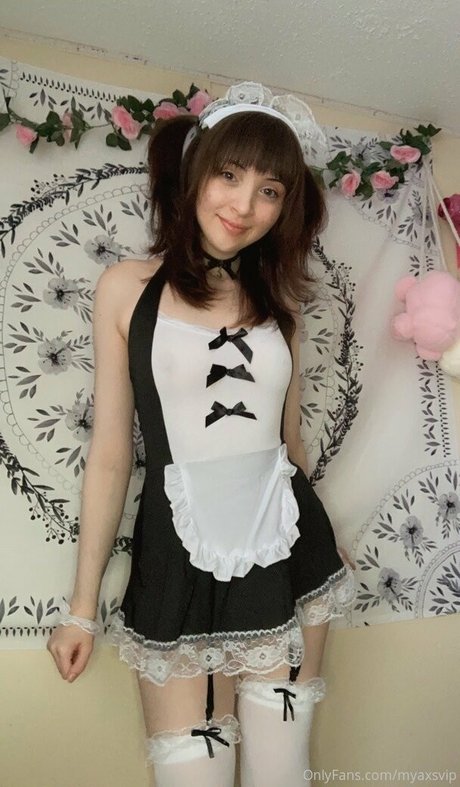 myaxsvip hübsche nackten foto
