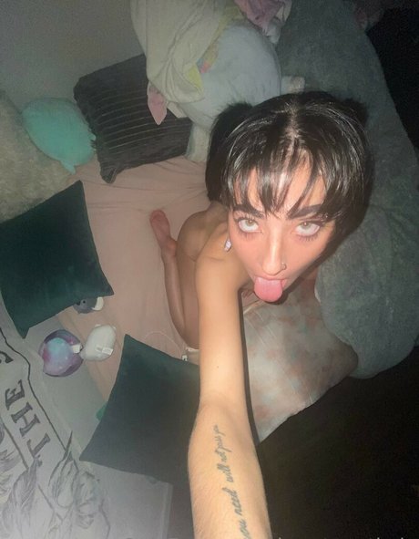 Kaylee McCarthy nackt nette archiv