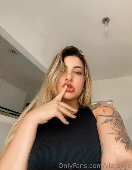 vic skye nacktheit sexy archiv