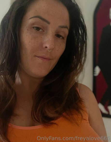 freyalove666 hübsche akt bilder