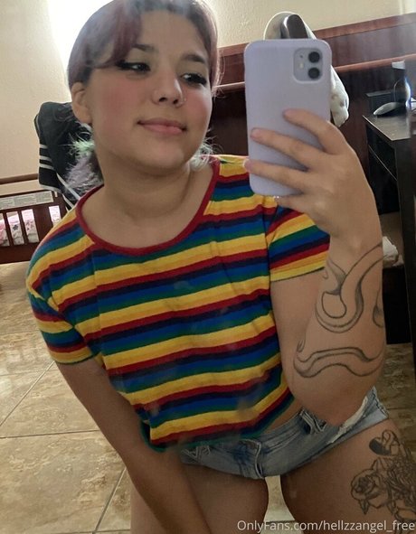 hellzzangel free model sex fotos