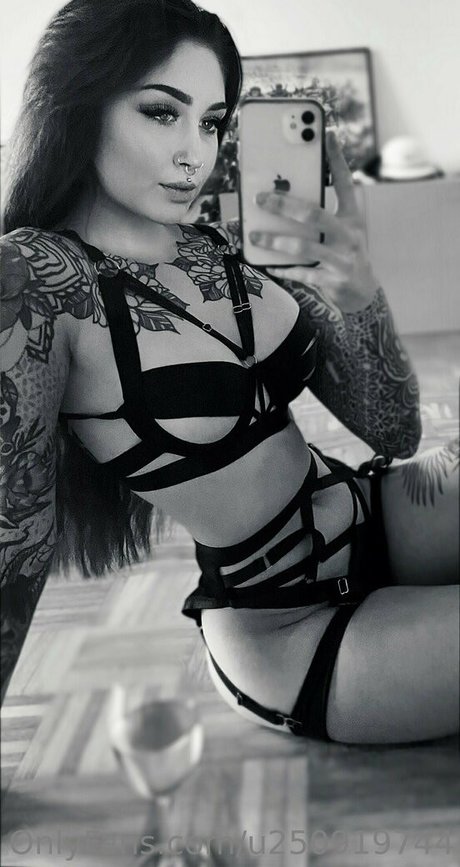 sarahmeeeow nacktheit perfekte galerien