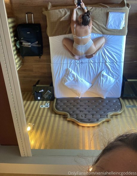 xeniahelleincgoddess hübsche nacktheit galerie