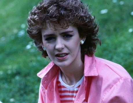 Yvette Fielding model hübsche galerien