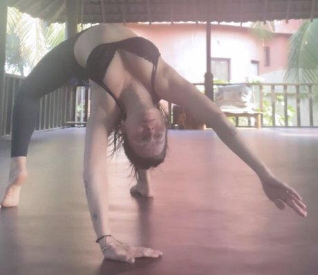 gothic-mädchen-onlyfans xxx kunst foto